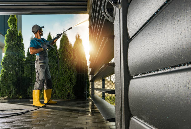  London, CA Pressure Washing Pros